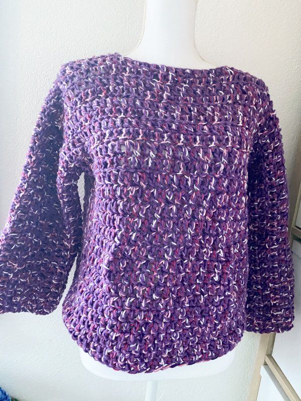 Pulls & Sweat-shirts: Gehäkelte oversize Pullover Pulli violett lila – Neuf (Voir description) à Carabbia par katiamandelli 2