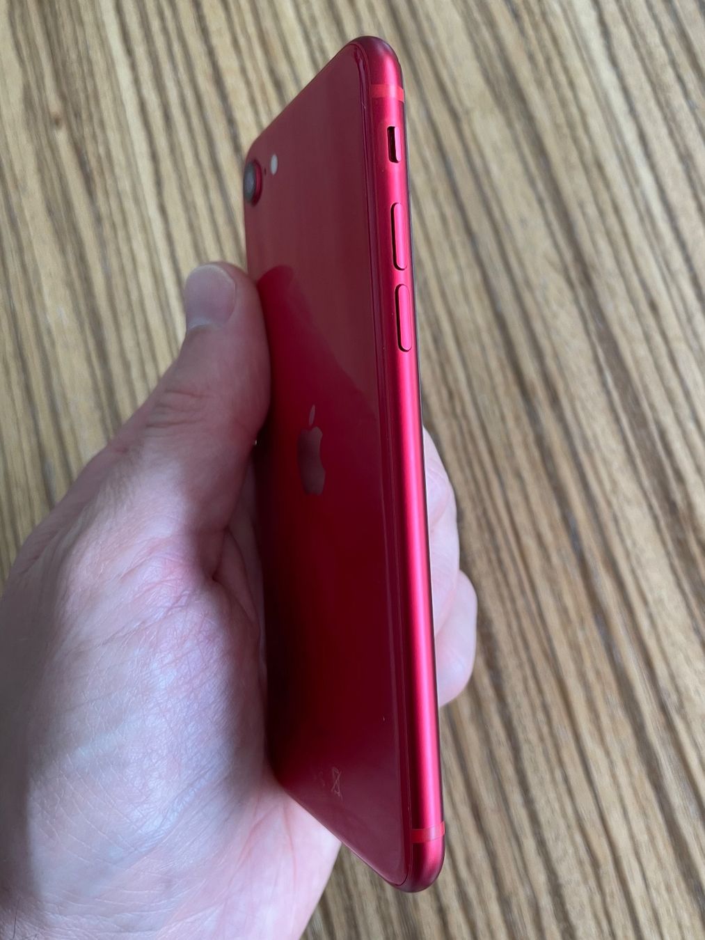 Apple Telefoni cellulari / Smartphones: iPhone SE 2. Gen. Rot komplett – Usato da Schänis venduto da BongoBingo 4