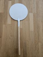 Pizzaschaufel aus Aluminium mit Holzgriff neuwertig