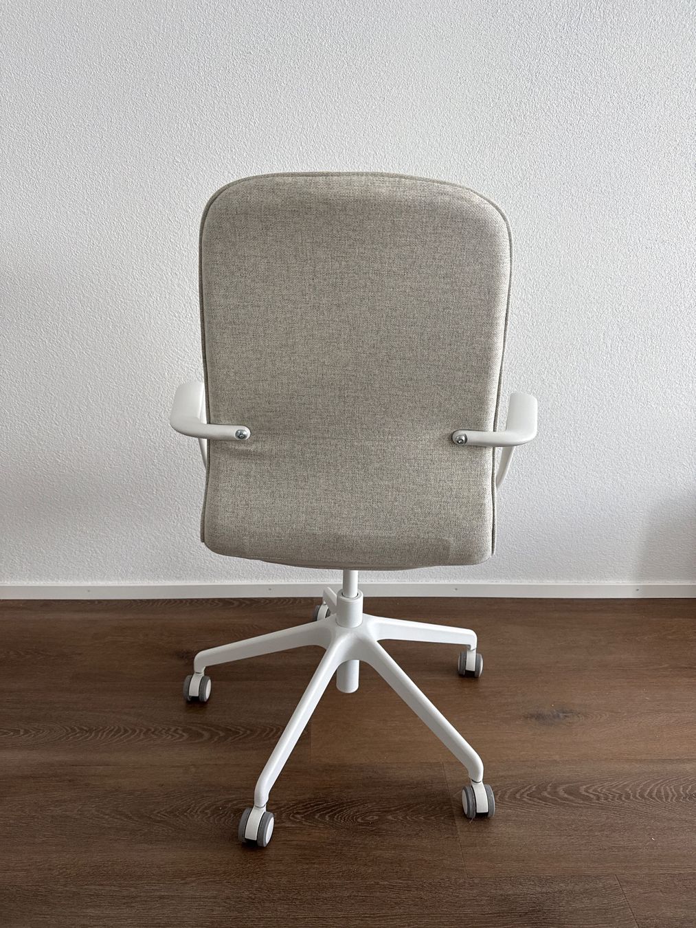 Ikea Stühle: Bürostuhl Ikea – Neu (gemäss Beschreibung) aus Uzwil von Milenaa22 1