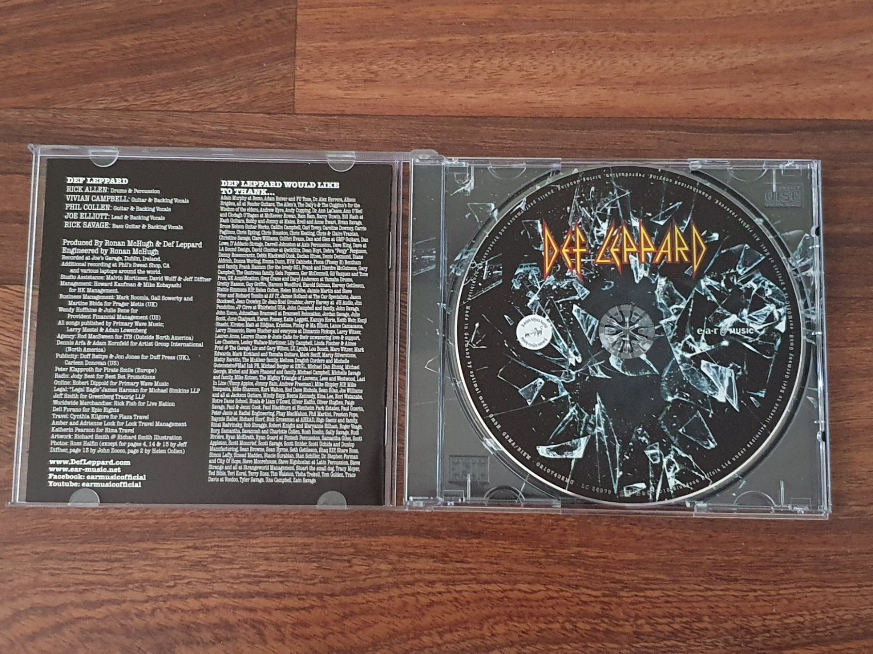 CD: Def Leppard - CD 2015 – Usato da Auenstein venduto da Trilos 2