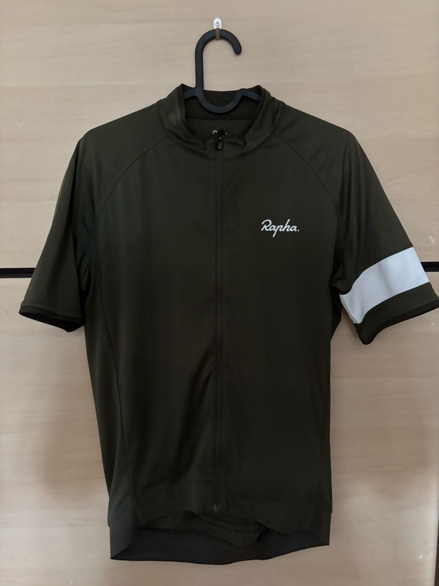 Rapha Canottiere & Pantaloni: Maillot vélo Rapha  – Nuovo (secondo la descrizione) da Cheseaux-Noréaz venduto da Madix1398