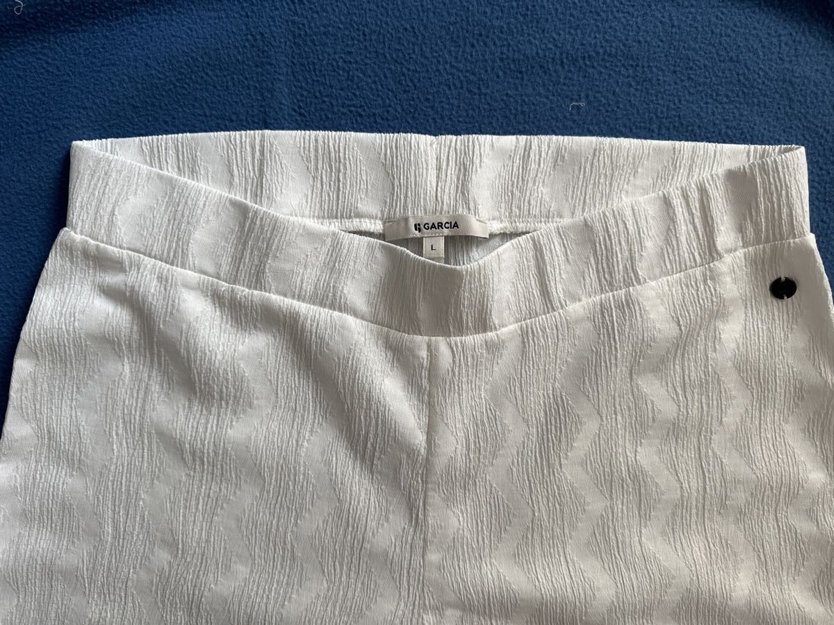 Pantaloni: Hose Marke Garcia – Nuovo (secondo la descrizione) da Erlinsbach venduto da endryas 1