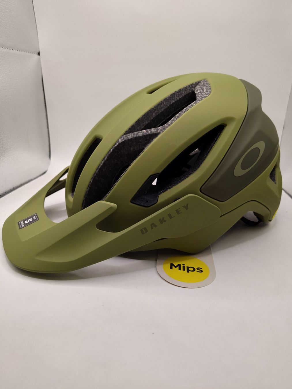 Oakley Casques: Oakley - DRT3 Trail Gr. S – Neuf avec emballage d'origine à Dällikon par Retouren_Resale