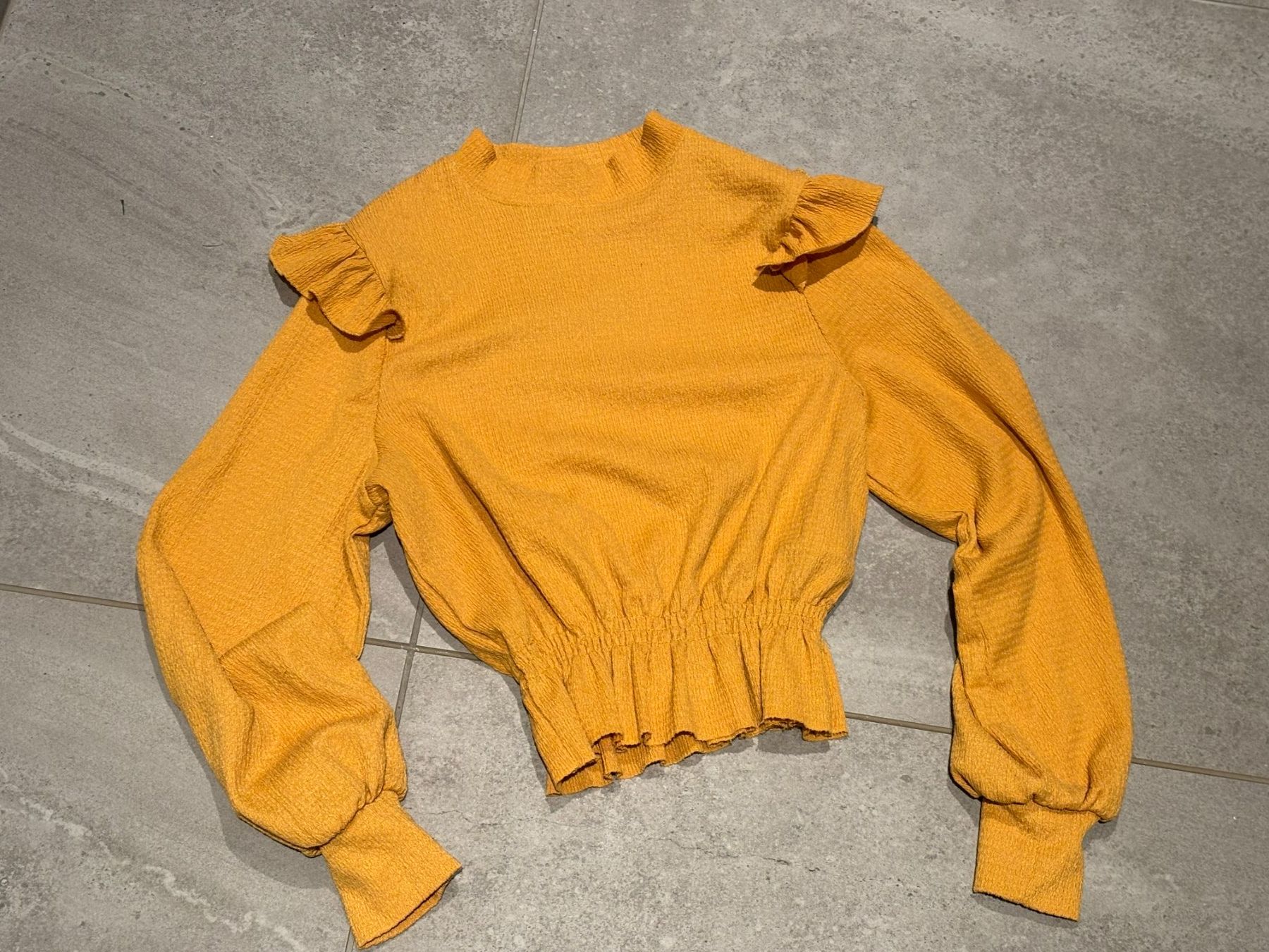 Maglioni & Felpe: Pull léger taille 140-146 – Usato da Salvenach venduto da gwenwywar