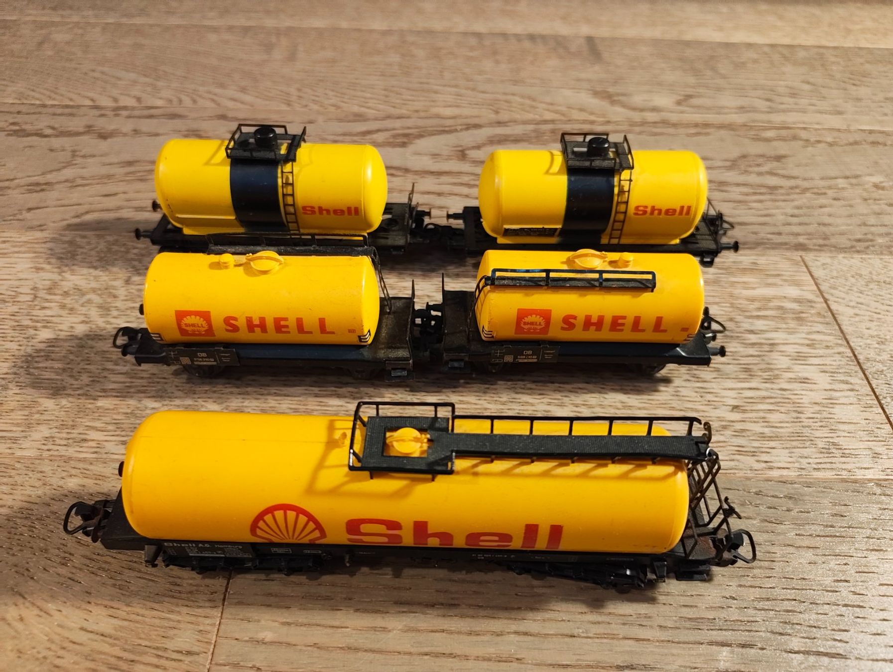Märklin Modellini di ferrovie: Märklin Shell Güterwagen Set – Usato da Lonay venduto da que_6phm