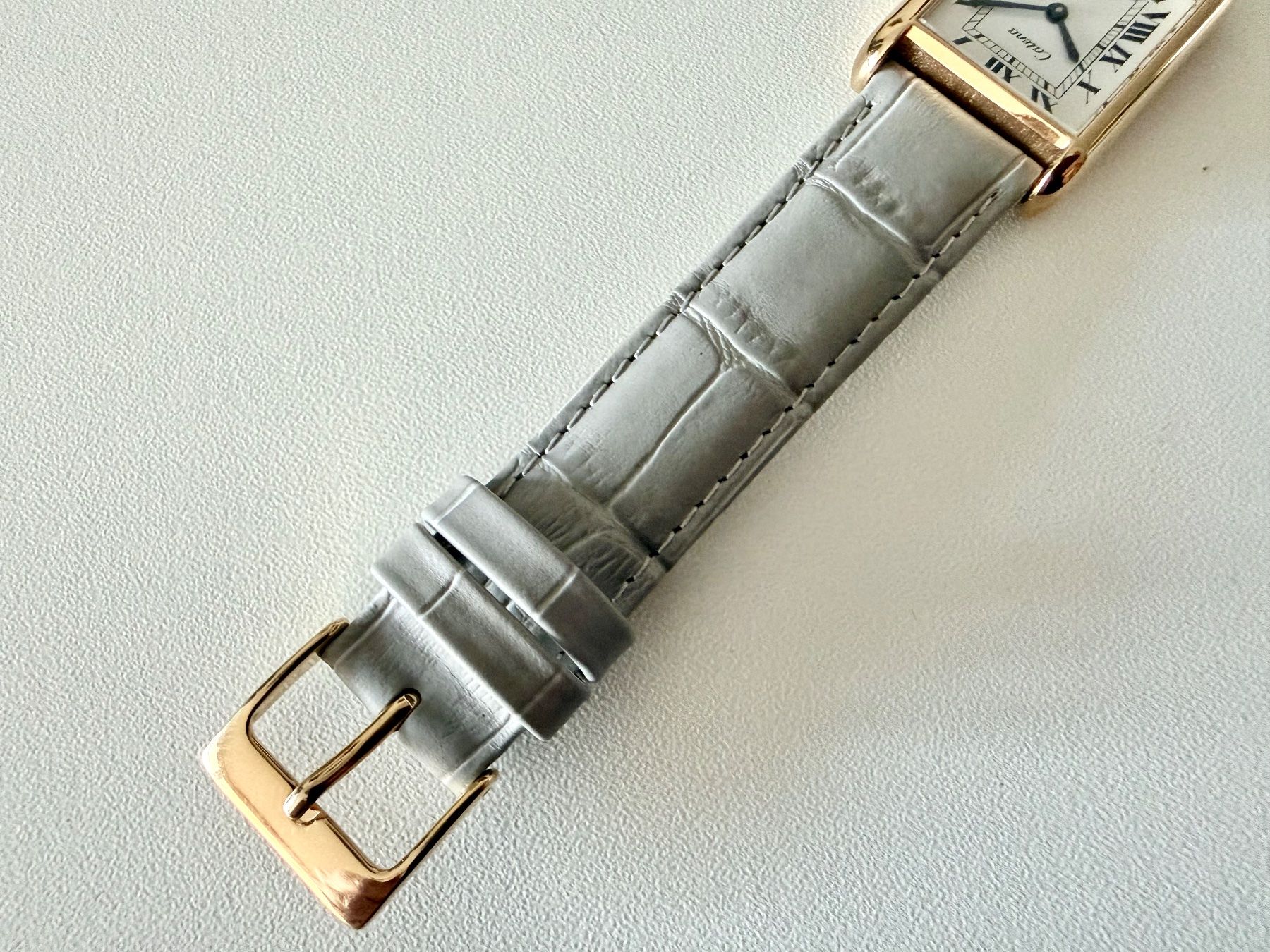 Orologi: CATENA "Tank" type, MEDIUM, Plaqué or, Mechanical, Swiss – Nuovo e nell'imballaggio originale da Le Mont-sur-Lausanne venduto da LycaGallery 6