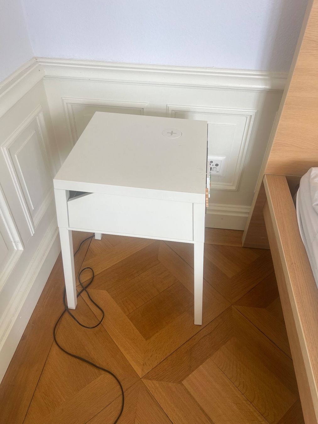 Nachttische: IKEA selje nightstand – Gebraucht aus Wädenswil von dm1_m5rz
