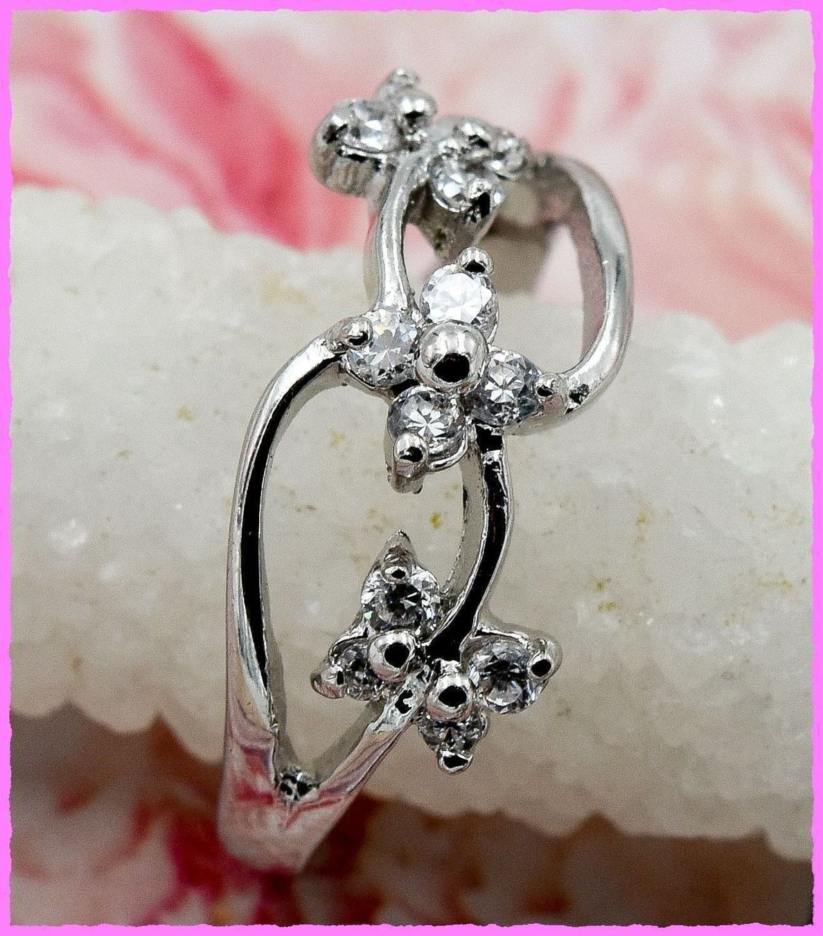 Anelli: Bezaubernder Ring mit Zirkonia – Nuovo e nell'imballaggio originale da Oberglatt ZH venduto da Diamond-Girl 1