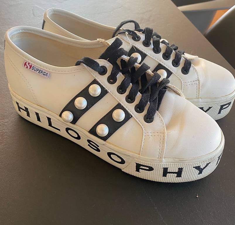 Scarpe da donna: Turnschuhe, Philosophy x Superga – Usato da Adligenswil venduto da Gondra 2