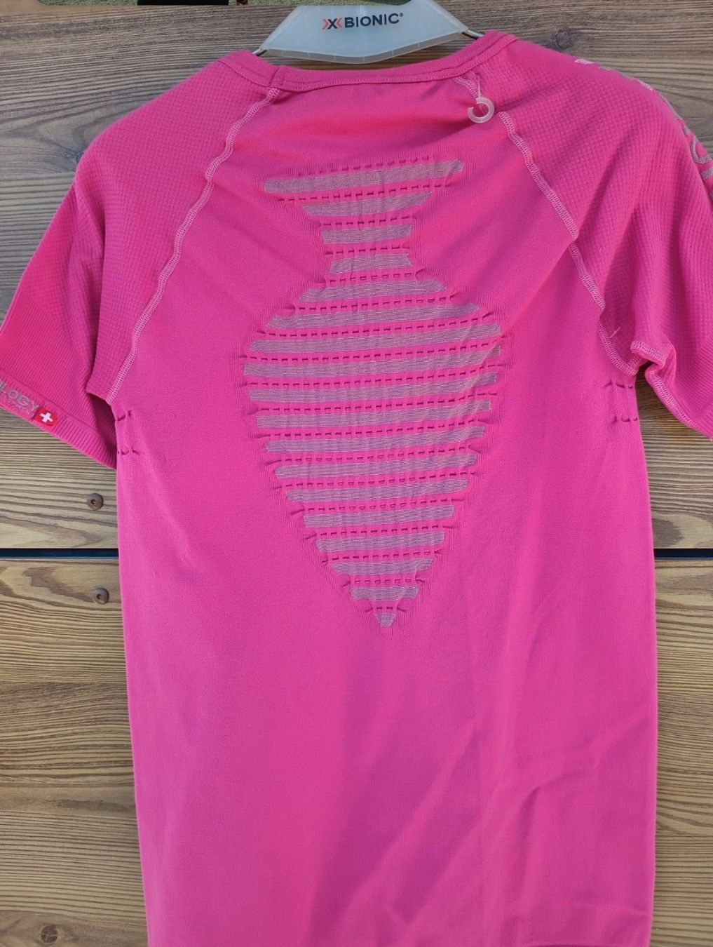 X-bionic T-Shirts: Haut technique ski course à pied ski X-Bionic rose L Neuf – Neu und originalverpackt aus Genève von Brachiopode 2