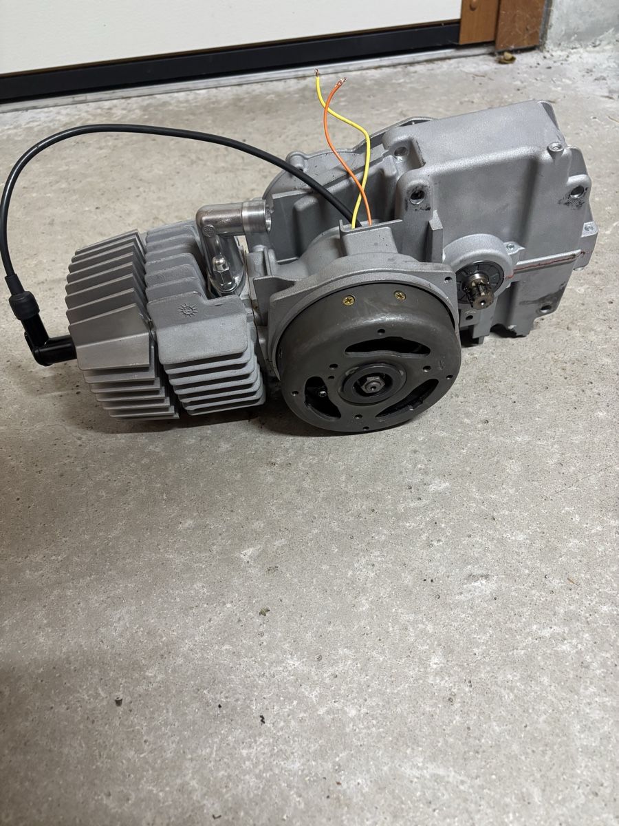 Puch Moteurs: Puch E50 Motor Neu Aufgebaut – D'occasion à Hugelshofen par fisaro 1