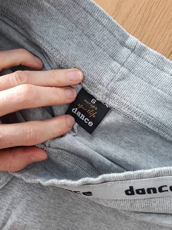 Pantaloni: Sporthose – Usato da Nebikon venduto da Haidihooo