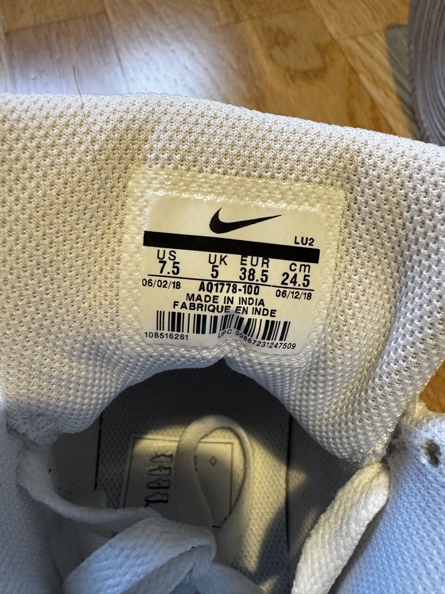 Nike Scarpe da donna: Nike Schuhe, Top Zustand, Grösse 38.5 – Usato da Zürich venduto da ela.hartmann 2