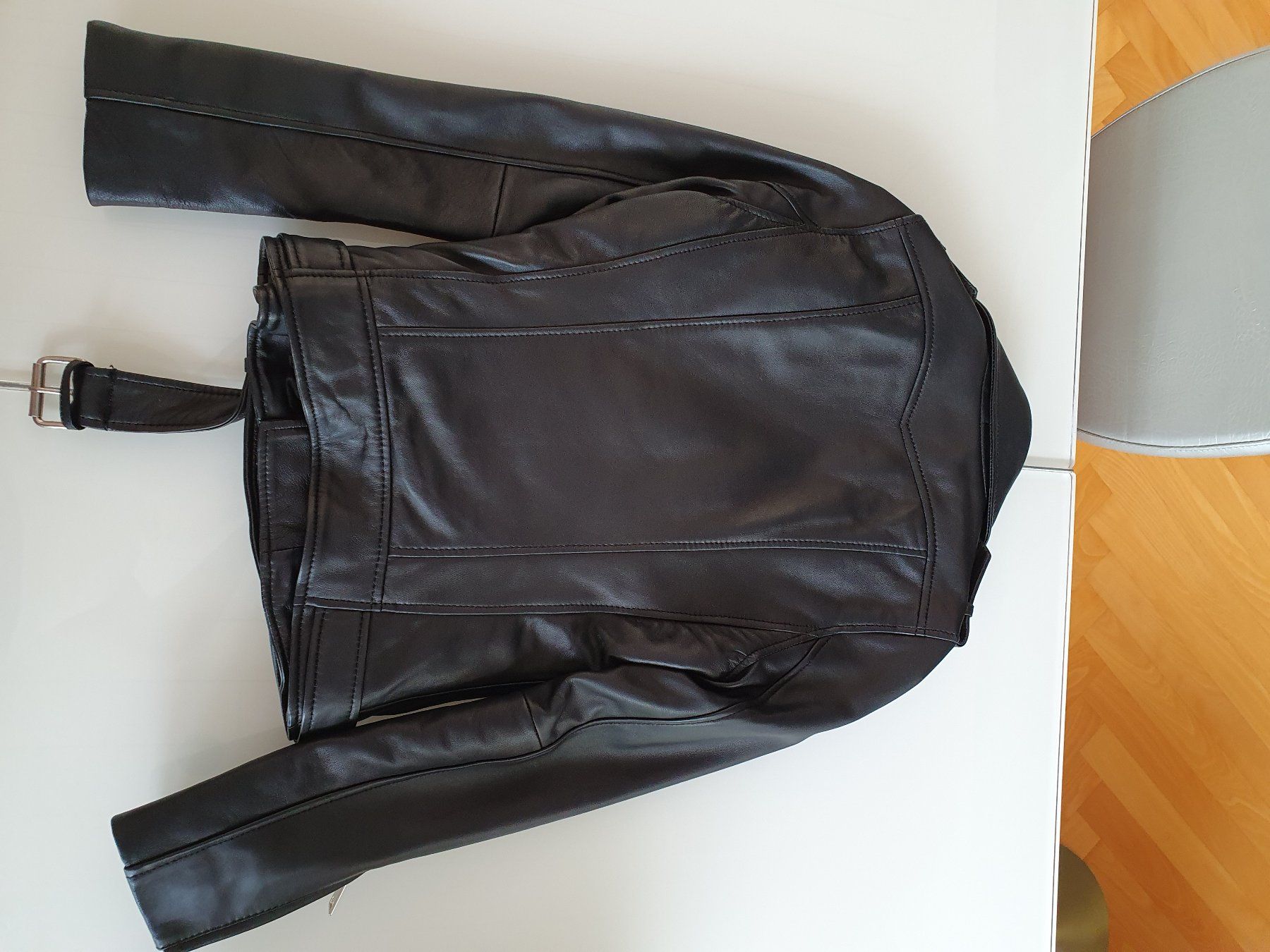 Maje Giacche: Veste courte en cuir Maje, 40 FR – Nuovo (secondo la descrizione) da Grand-Lancy venduto da kri_qk5y 5