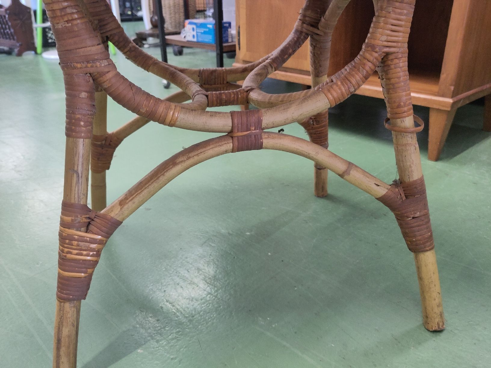 Tavoli: Vintage Rattan Beistelltisch – Usato da Pratteln venduto da Cartonsducoeur_bl 2