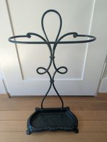 Porte-parapluies vintage en fer forgé et pied en fonte