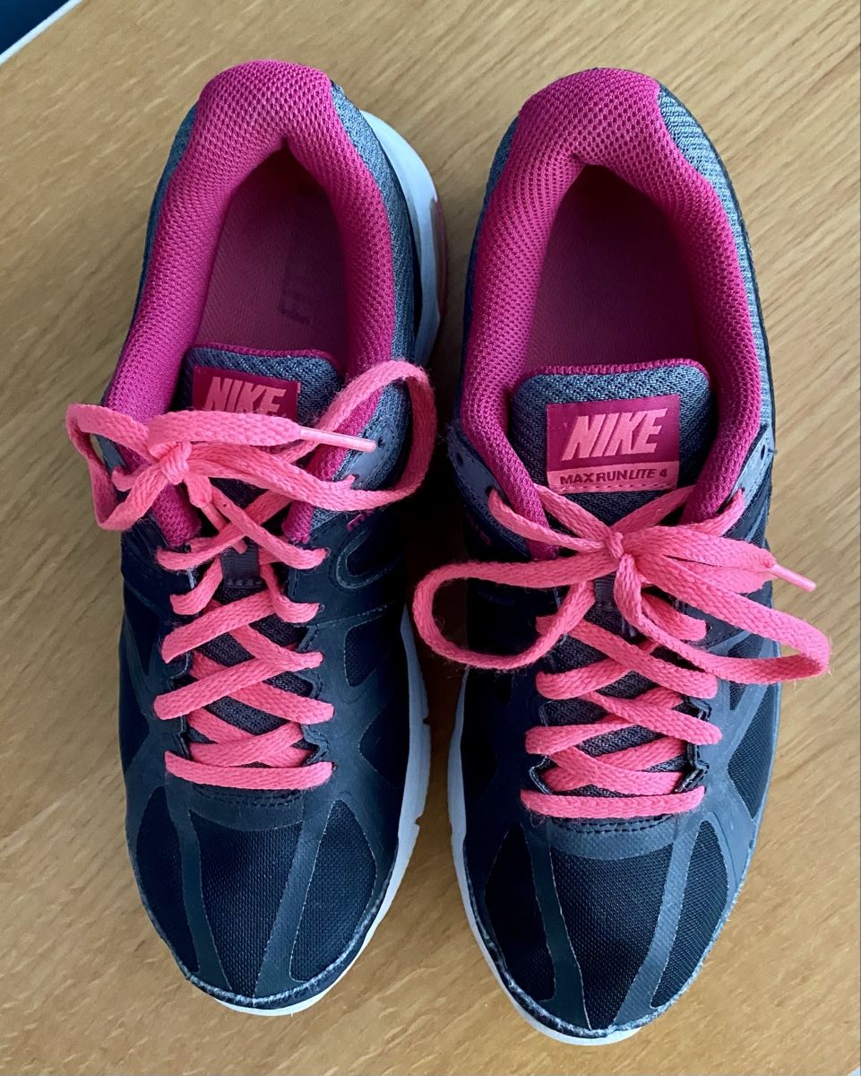 Nike Scarpe da donna: Nike Air Max Run Lite 4, taille 40.5 – Usato da Lausanne venduto da Vracorama 4