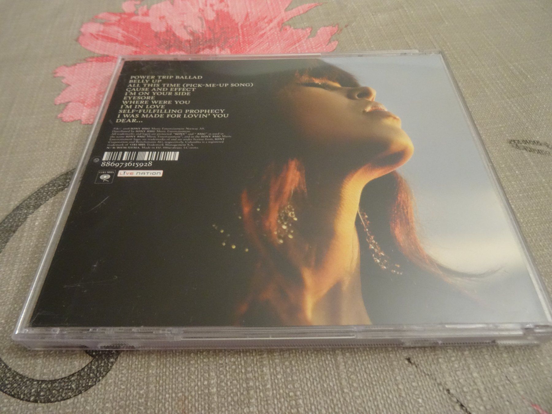 CD: Maria Mena - Cause and Effect - CD – Usato da Olten venduto da Disc-Ausverkauf 1