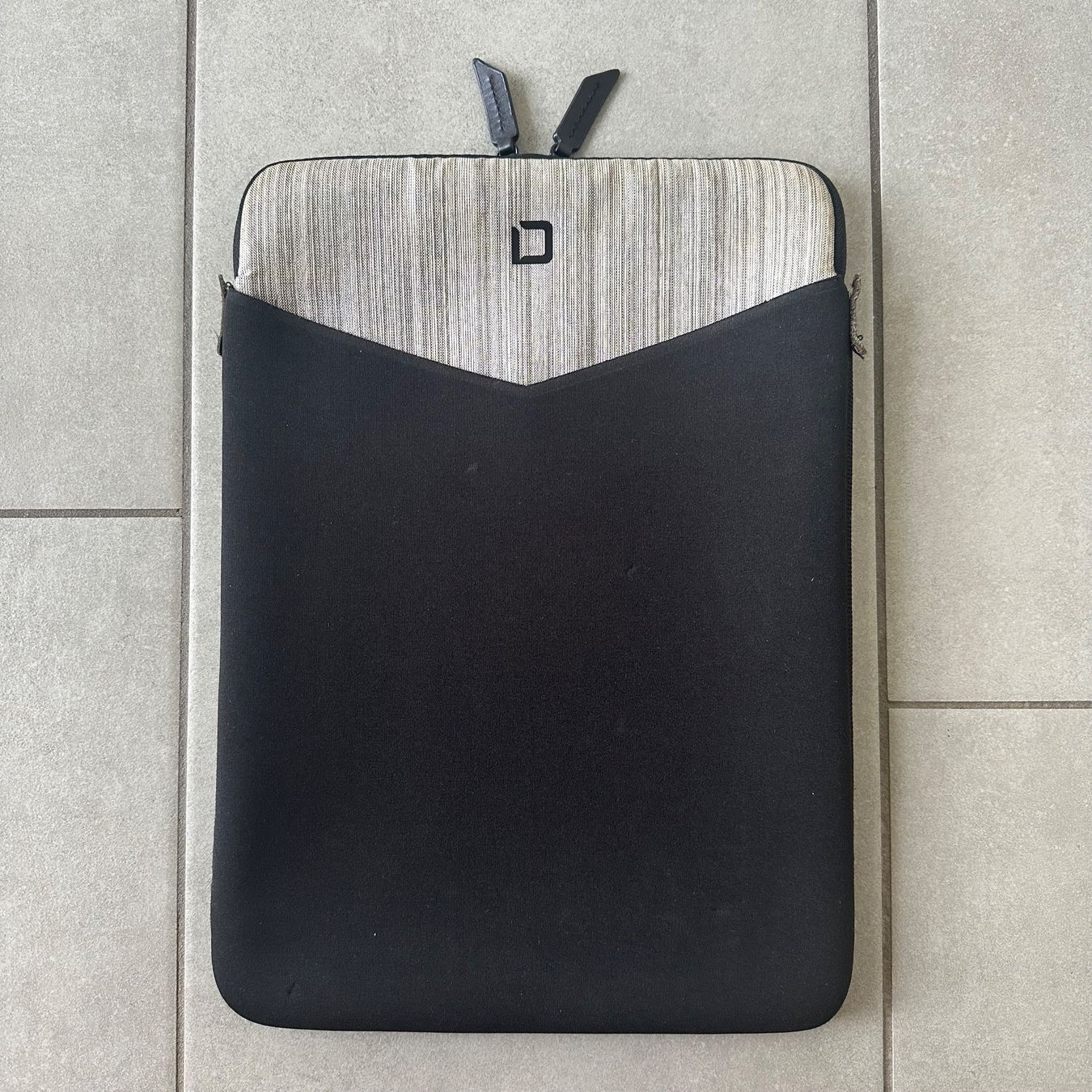 Apple Notebook: Apple MacBook Pro 15.4'' Retina mit Dicota Code Sleeve 15.'' – Usato da Aarwangen venduto da arimiak 9
