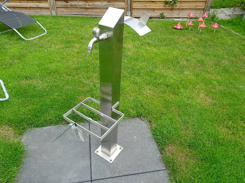 Rubinetteria: Wasserzapfsäule Edelstahl Wasserzapfstelle Garten – Usato da Eschen venduto da f-jag-f