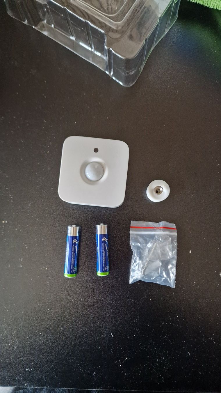 Philips Schalter: Indoor Sensor Philips hue – Gebraucht aus Bottighofen von Zwanzgerli 1