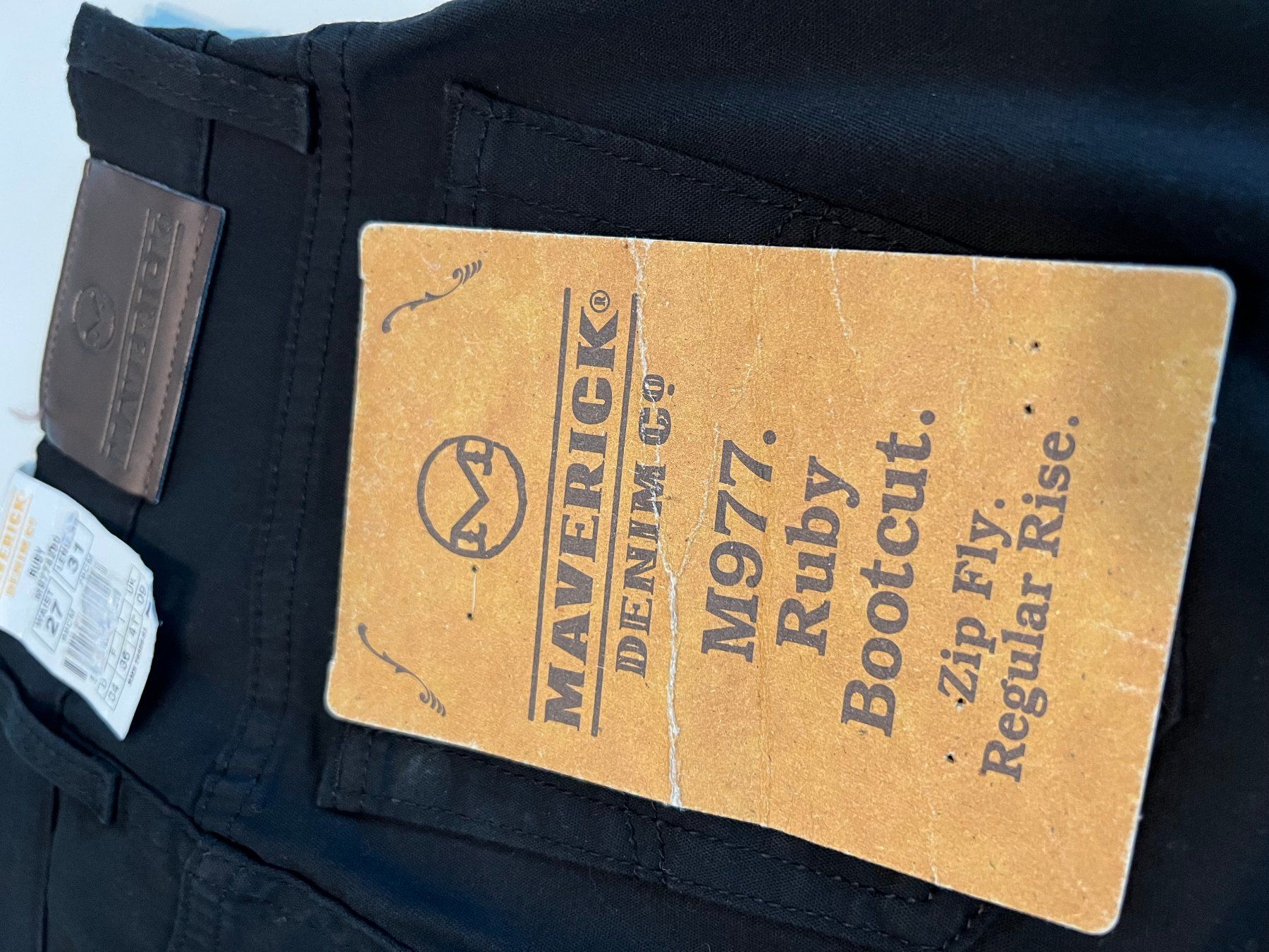 Jeans: Maverick Jeans – Nuovo e nell'imballaggio originale da Horgen venduto da Esterina 7