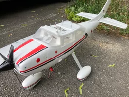Cessna 182