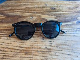 Sonnenbrille