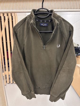 Fred Perry Pullover Khaki Grösse M gebraucht