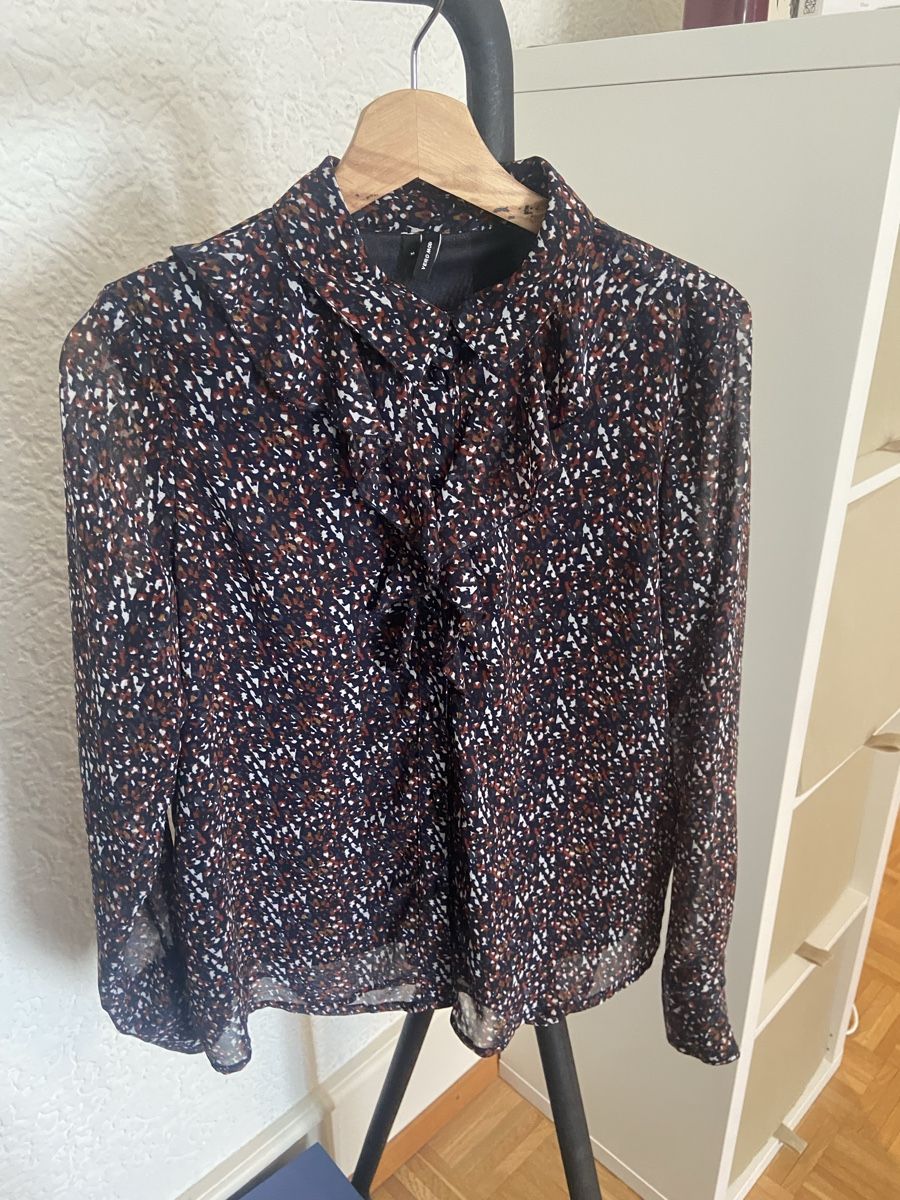 Vero Moda Camicette: Bluse von Vero Moda, Grösse M – Usato da Bern venduto da rah_fpy5