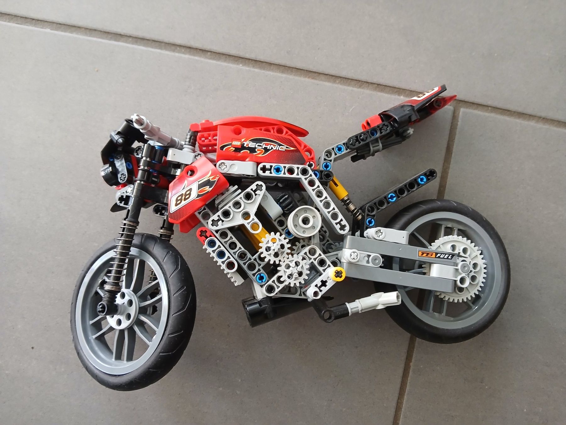 Lego Giocattoli: Lego Technic Ersatzteile und Motorrad – Usato da Birr venduto da beydress 1