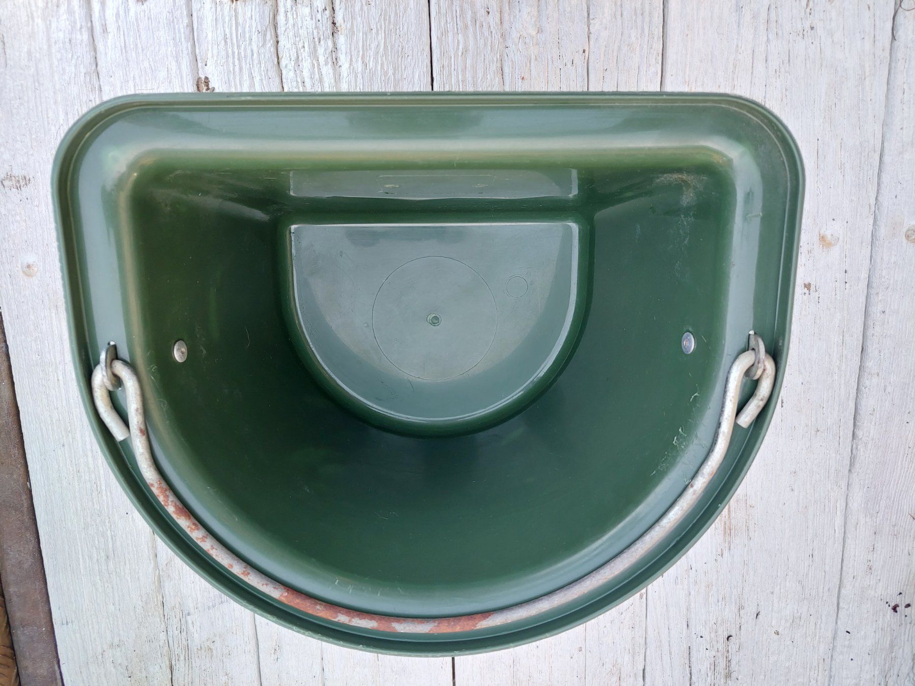 Behälter & Ähnliches: Futter-/Wassertrog, 2 Stk. – Gebraucht aus Algetshausen von tombisi
