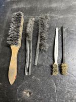 Brosses a metal