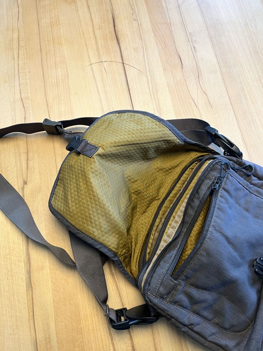 Vaude Borse: Vaude Handtasche aus PET – Usato da Zürich venduto da nic_q79x 2