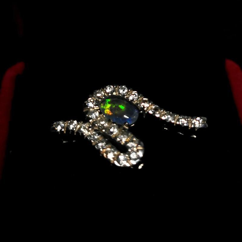 Anelli: Opal Silberring mit Zirkonia – Nuovo e nell'imballaggio originale da Walenstadt venduto da vkt_qc8d 1