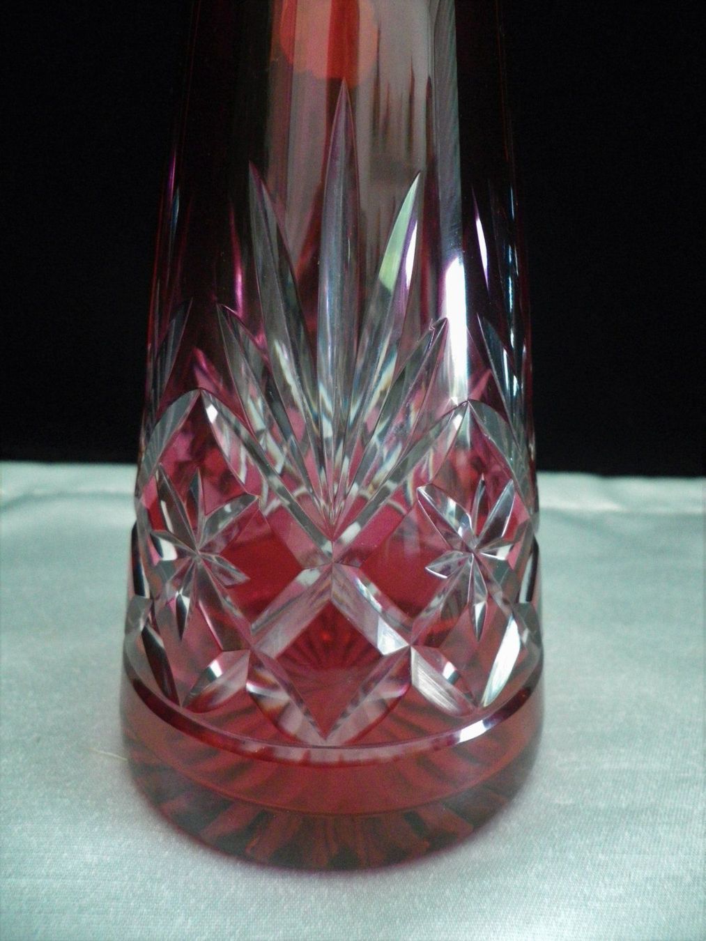 Karaffen: Antike Überfang-Kristallglas Flasche – Gebraucht aus Reinach BL von Annodomini 2
