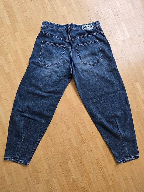 Jeans: PNTS Barrel Jeans – Gebraucht aus Unterägeri von lili.fee 1