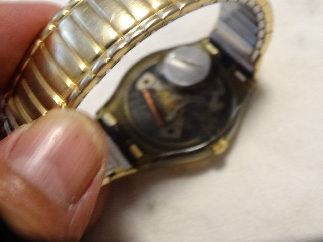 Swatch Montres: S.WATCH  HEREN UHR.QUARTZ.SWISS MADE.LÄÜFT – D'occasion à zürich par ahmad01 5