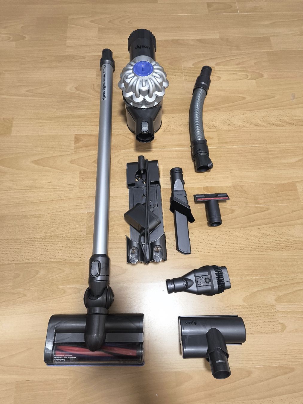 Dyson Aspirapolveri & Accessori: Dyson Staubsauger – Usato da Altbüron venduto da Theo_Dotus 1