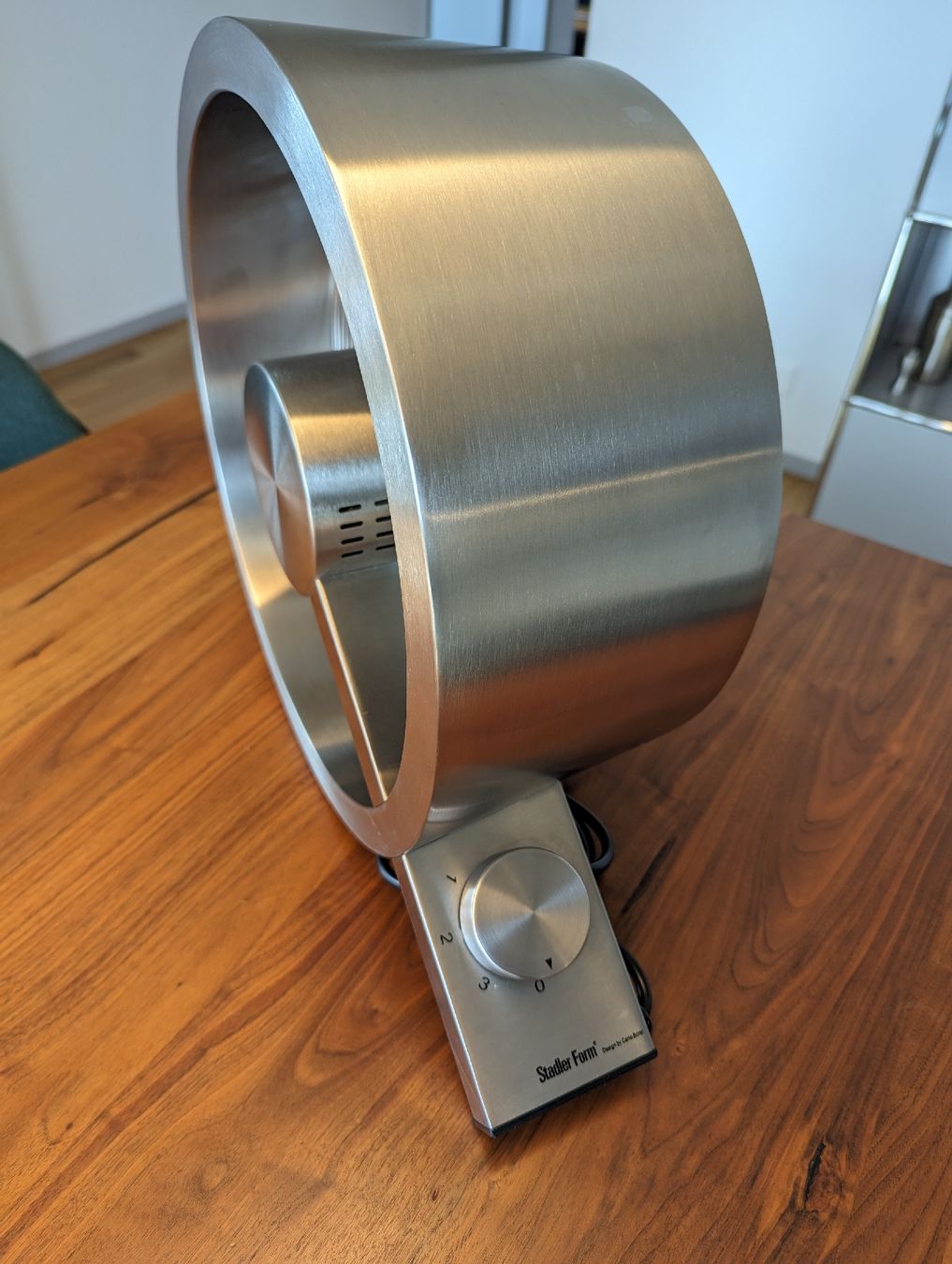 Stadler Form Luftreiniger: Stadler Form Ventilator Q aus Edelstahl – Gebraucht aus Cham von  4