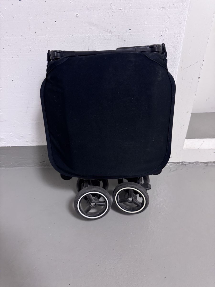 Carrozzine: GB Pockit stroller All-Terrain Stroller Black Used – Usato da Dättwil AG venduto da Roberto_mx