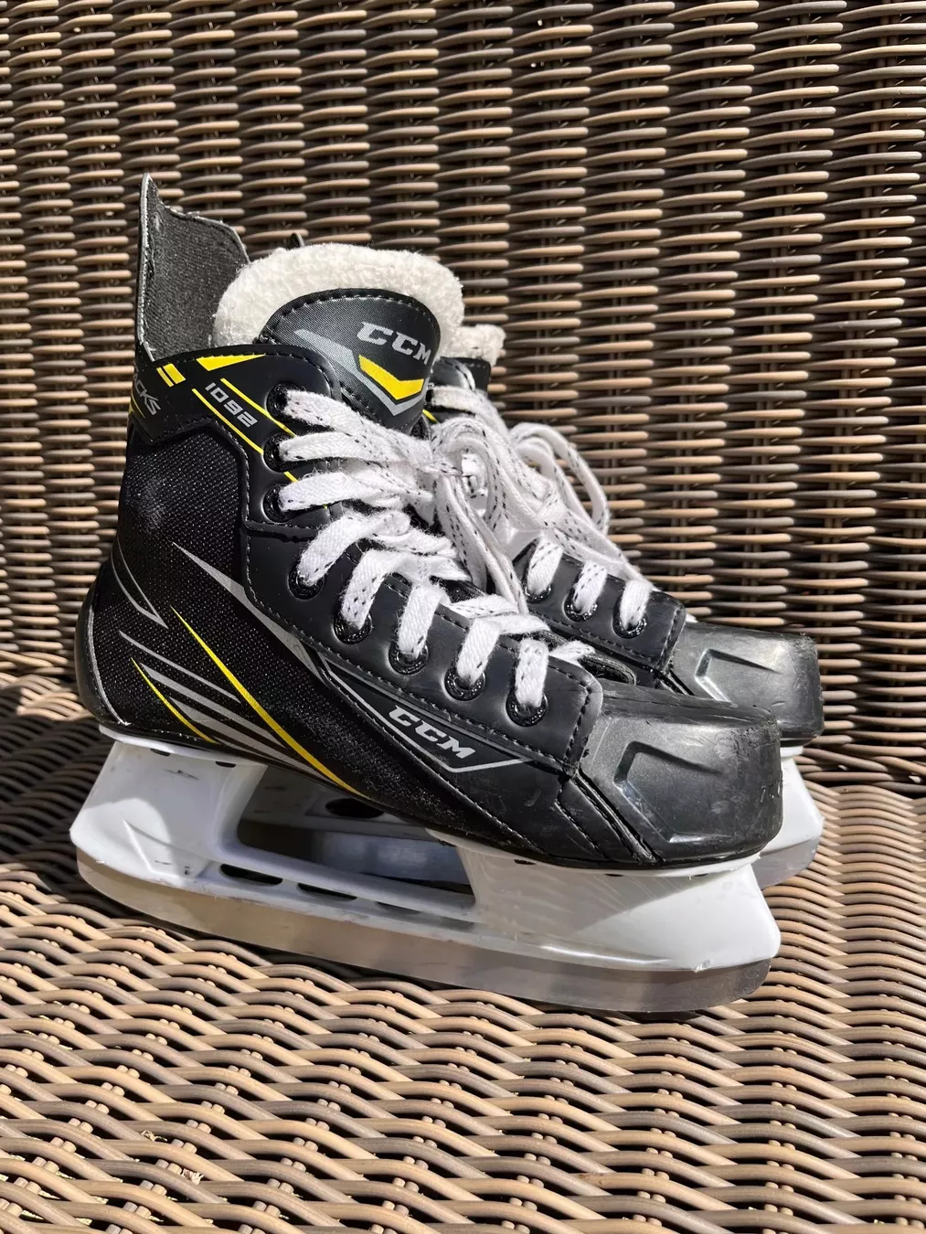 Ccm Schlittschuhe: Eishockeyschlittschuhe – Gebraucht aus Wettingen von haagli68