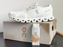 On Cloud 5 Damenschuhe "All white" Gr.40 NEW