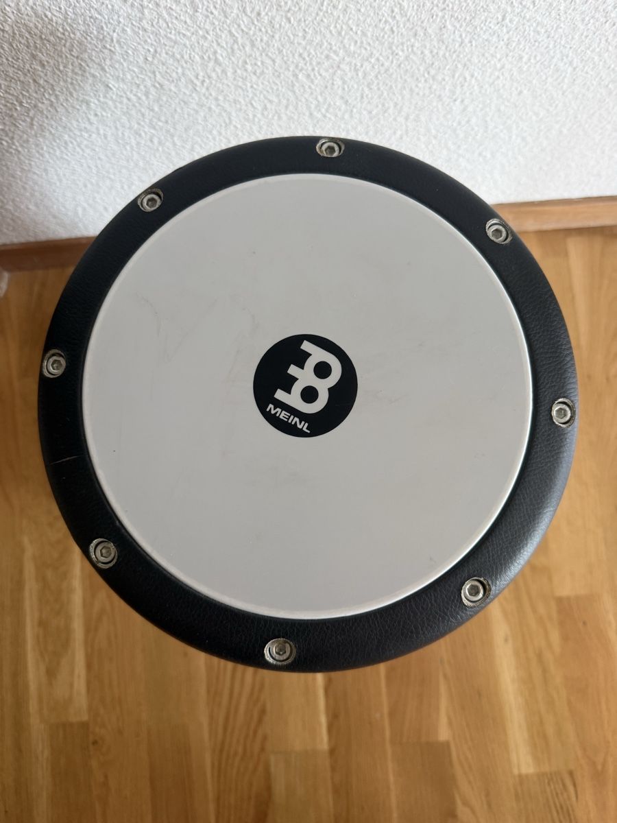 Strumenti musicali: Gebel / Darbuka noir bon état – Nuovo (secondo la descrizione) da Zürich venduto da Butpiquant 2