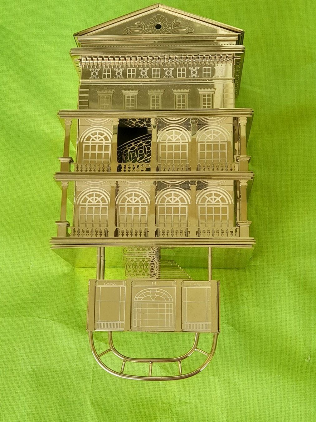 Tutte le decorazioni: 2 x Cartier/Schaufenster-Deko – Usato da Aeschi b.Spiez venduto da 52_wochen 1