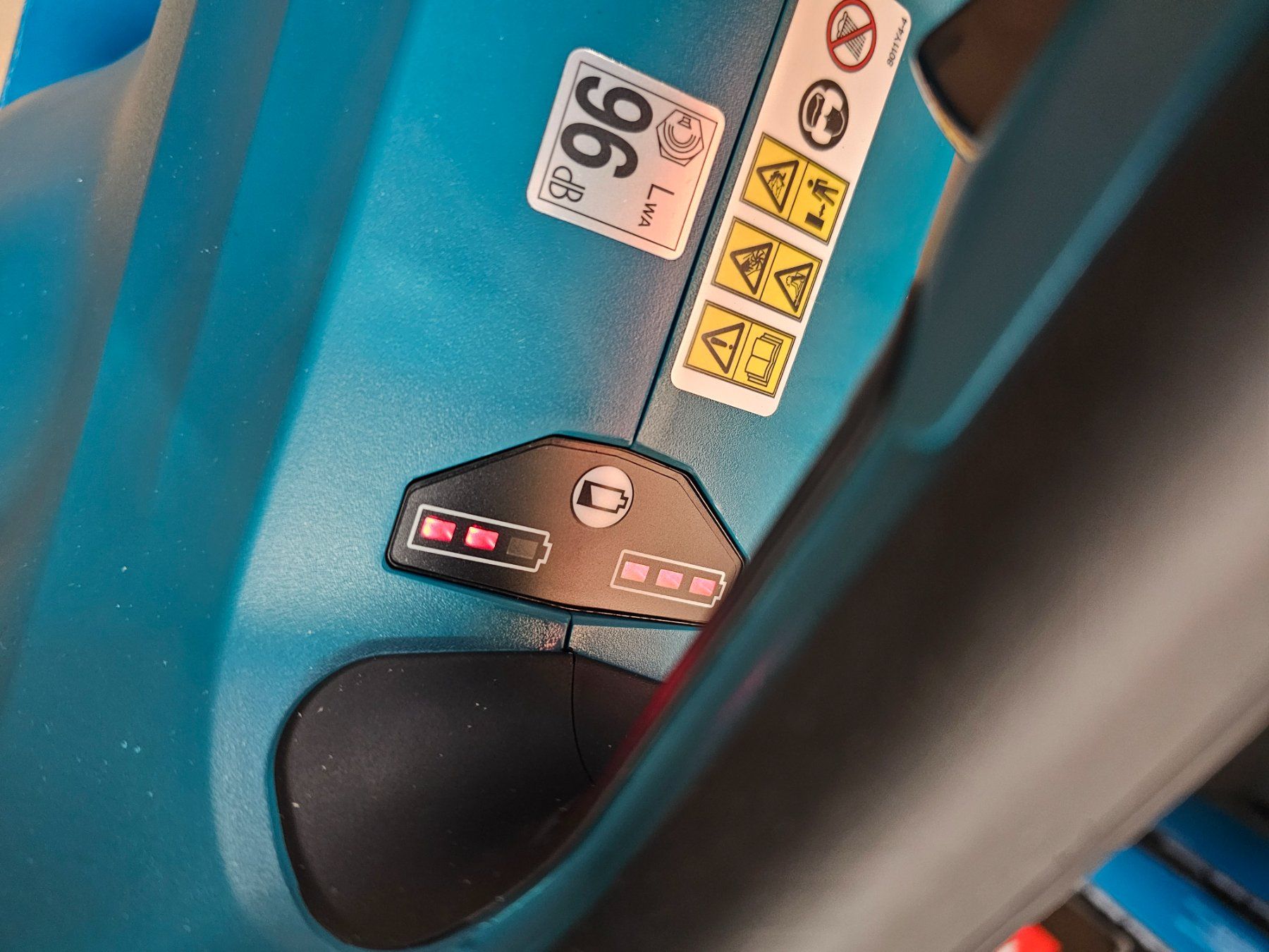 Makita Laubbläser & Laubsauger: Makita Laubbläser DUB362Z – Neu und originalverpackt aus Koppigen von  2