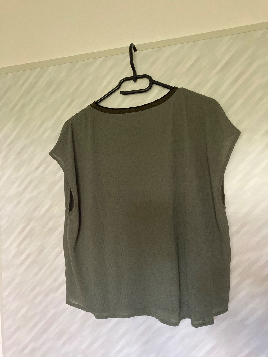 Camicette: Grüne Bluse mit Unterstoff – Usato da Kestenholz venduto da zweite_chance 3