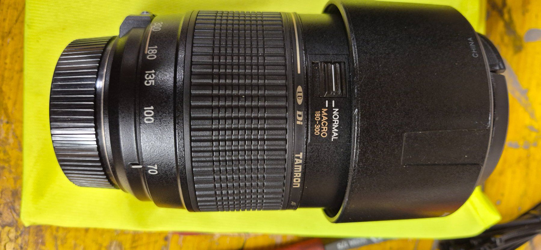 Nikon Fotocamera: nikon D3000 Camera & accessories – Usato da Interlaken venduto da gil_89gf 3