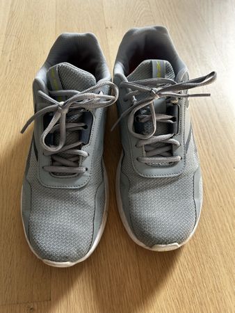 Reebok Schuhe Gr. 42, Grau, Top Zustand!